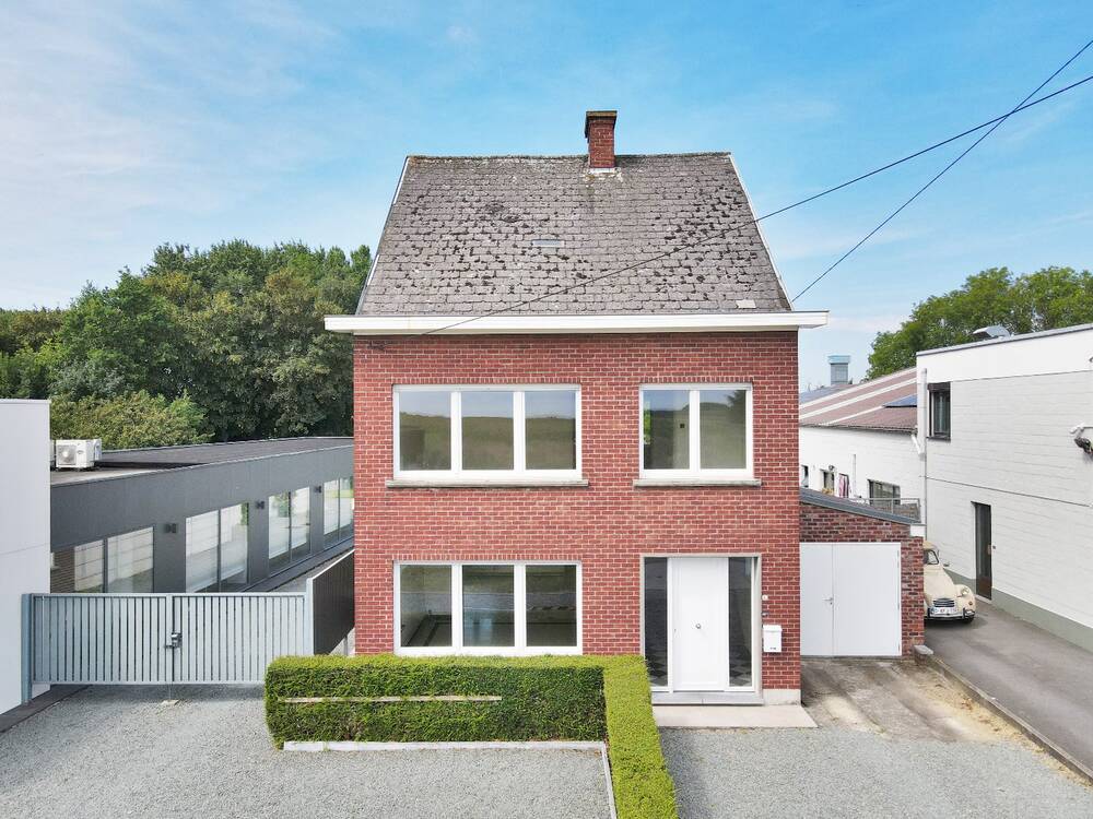 Huis te  koop in Zwalm 9630 265000.00€ 3 slaapkamers 158.00m² - Zoekertje 1300219