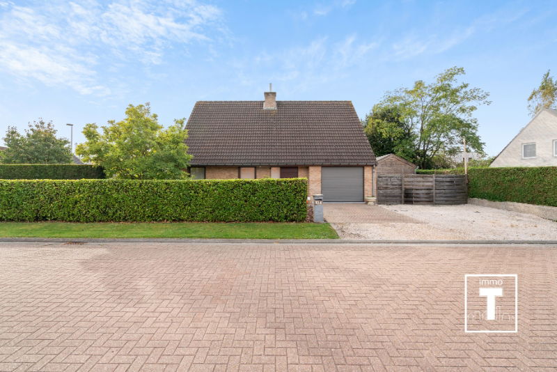 Huis te  koop in Melle 9090 549000.00€ 4 slaapkamers 184.00m² - Zoekertje 277450