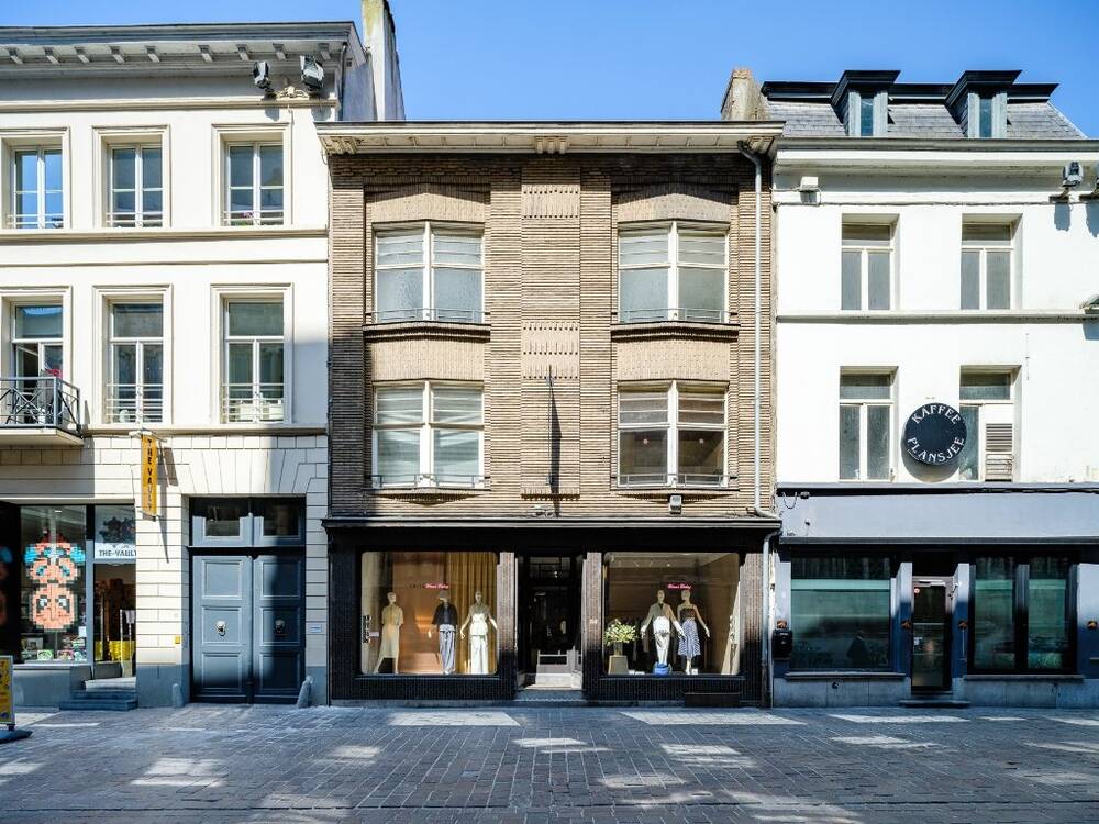 Commerciële ruimte te  koop in Gent 9000 795000.00€  slaapkamers 346.00m² - Zoekertje 1304296