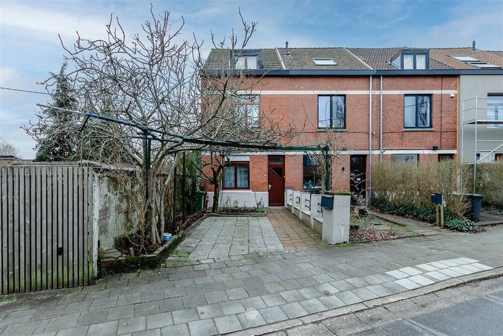 Huis te  koop in Destelbergen 9070 369000.00€ 3 slaapkamers 145.00m² - Zoekertje 1304327