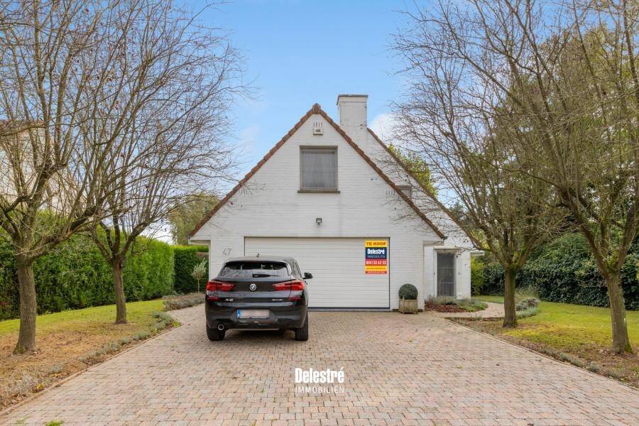 Villa te  koop in Denderhoutem 9450 665000.00€ 4 slaapkamers 281.00m² - Zoekertje 1306590