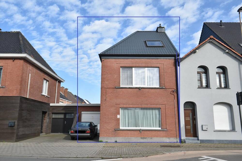 Huis te  koop in Nieuwkerken-Waas 9100 330000.00€  slaapkamers m² - Zoekertje 1309238