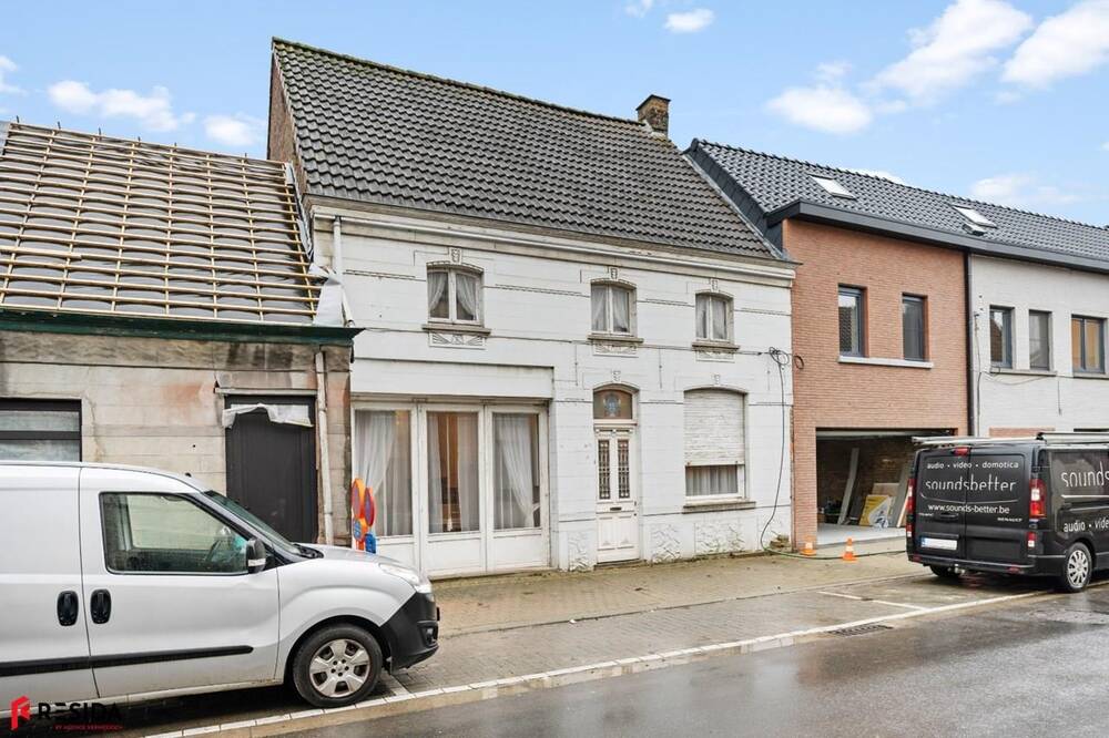 Huis te  koop in Kluisbergen 9690 124900.00€ 4 slaapkamers 180.00m² - Zoekertje 1310780