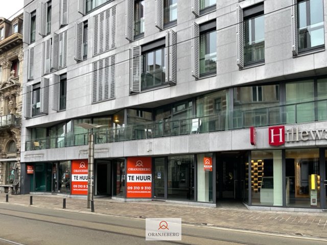 Commerciële ruimte te huur in Gent 9000 2950.00€ slaapkamers m² - Zoekertje 89357