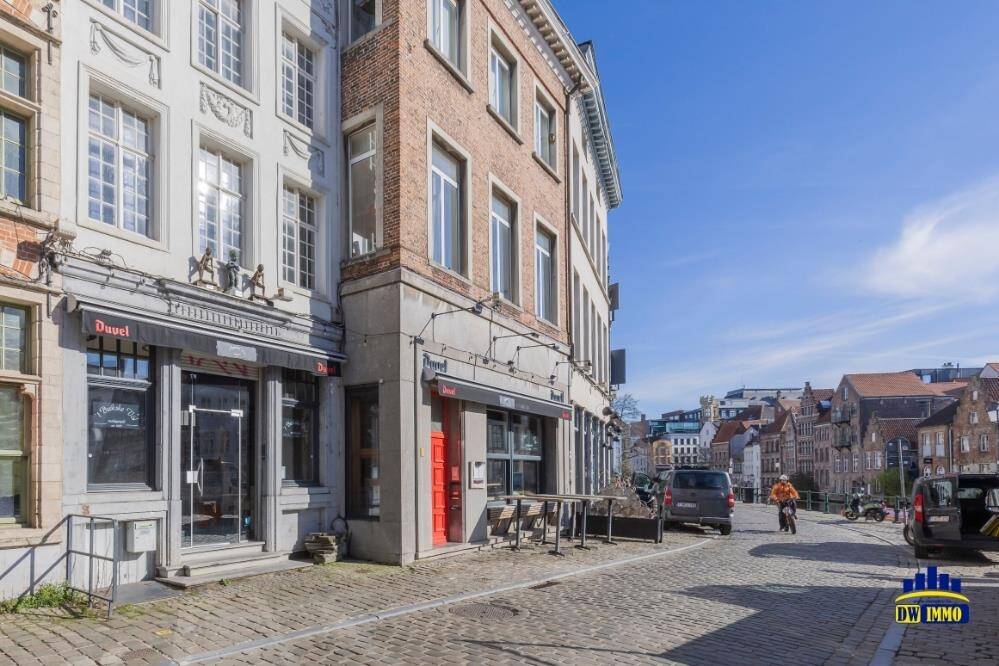 Handelszaak te  huur in Gent 9000 0.00€  slaapkamers m² - Zoekertje 1324200