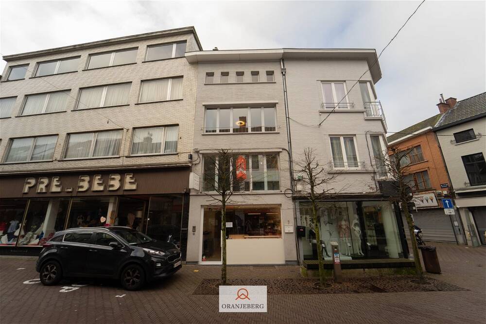 Commerciële ruimte te  huur in Zottegem 9620 1750.00€  slaapkamers m² - Zoekertje 1325082