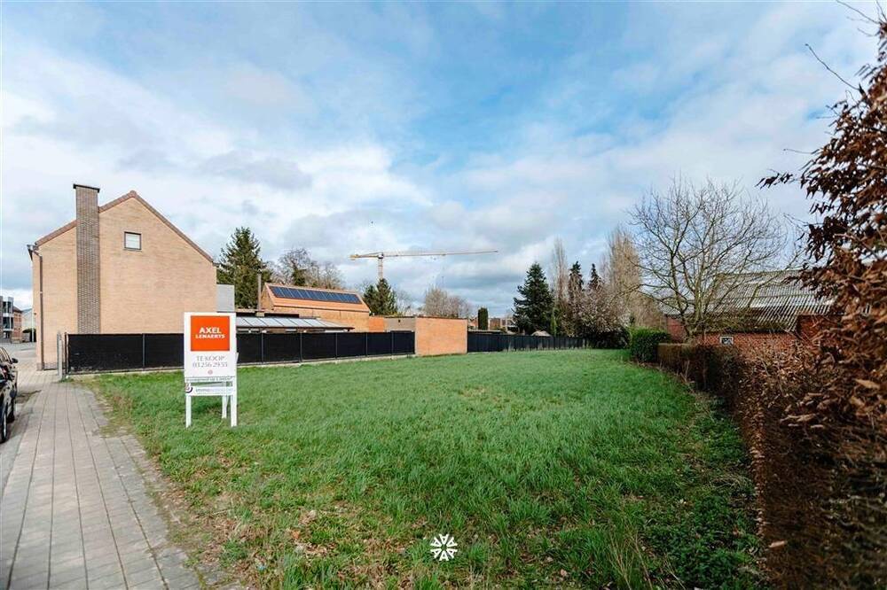 Bouwgrond te  koop in Sint-Niklaas 9100 270000.00€  slaapkamers m² - Zoekertje 41195