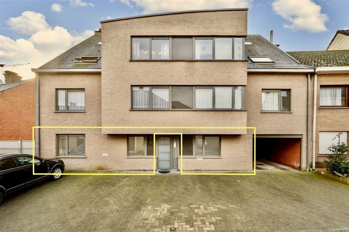 Huis te  koop in Sint-Lievens-Houtem 9520 249000.00€ 3 slaapkamers 163.00m² - Zoekertje 1327124