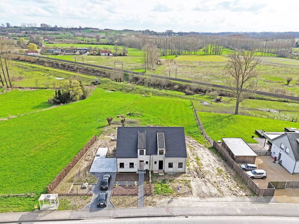 Huis te  koop in Zottegem 9620 349000.00€ 3 slaapkamers 165.00m² - Zoekertje 1328975