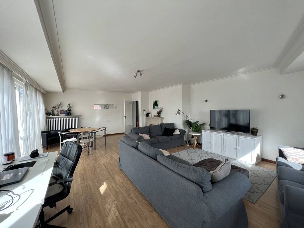 Appartement te  huur in Gentbrugge 9050 1100.00€ 3 slaapkamers 130.00m² - Zoekertje 1331516
