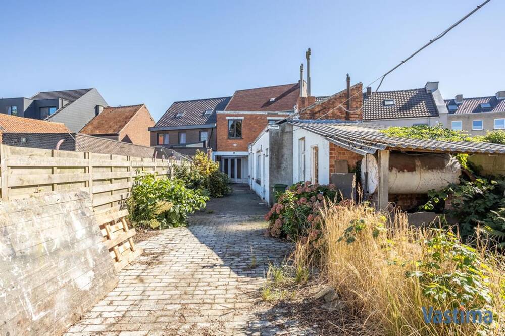 Huis te  koop in Grembergen 9200 237000.00€ 3 slaapkamers 210.00m² - Zoekertje 1333170