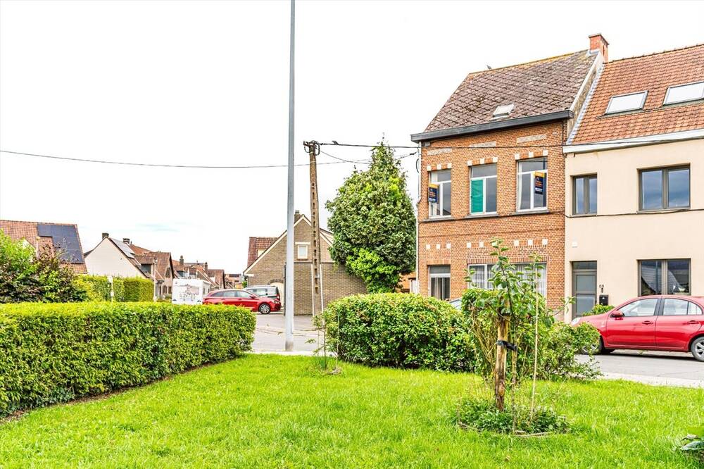Huis te  koop in Dendermonde 9200 229000.00€ 5 slaapkamers 236.00m² - Zoekertje 1335824