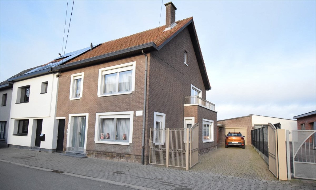 Huis te  koop in Lebbeke 9280 339000.00€ 4 slaapkamers 200.00m² - Zoekertje 1340064
