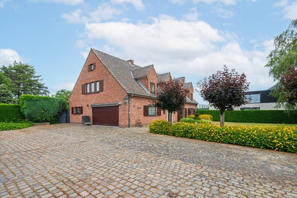 Huis te  koop in Overmere 9290 675000.00€ 4 slaapkamers 328.00m² - Zoekertje 1342539