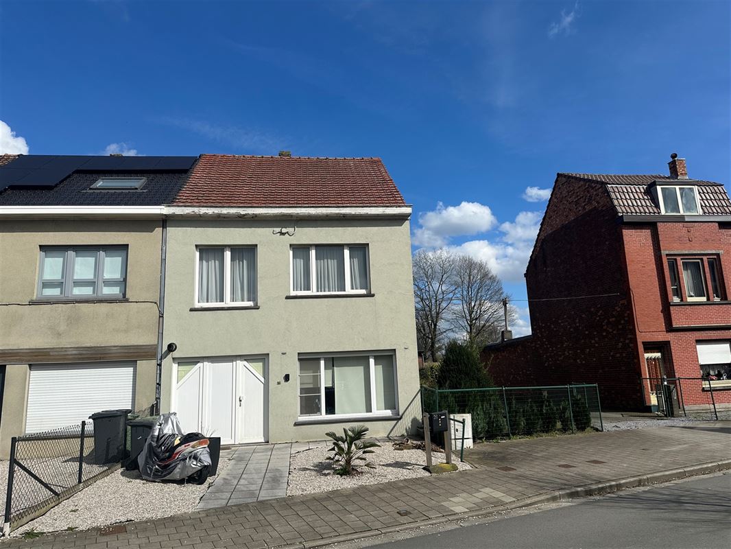 Huis te koop in Oostakker 9041 280000.00€ 2 slaapkamers 184.00m² - Zoekertje 278039