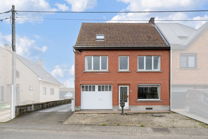 Huis te  koop in Lierde 9570 175000.00€ 5 slaapkamers 210.00m² - Zoekertje 1347543