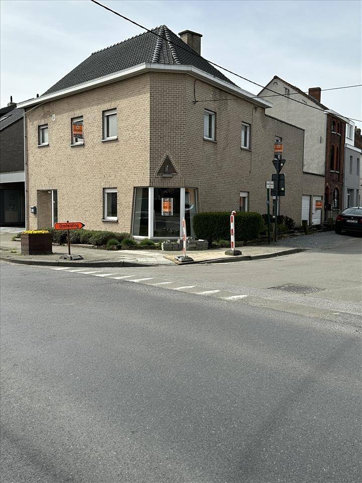 Huis te  koop in Merelbeke 9820 475000.00€ 4 slaapkamers m² - Zoekertje 1351276