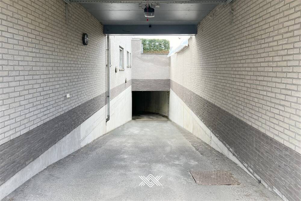 Parking & garage te  koop in Heusden 9070 20000.00€  slaapkamers m² - Zoekertje 90269