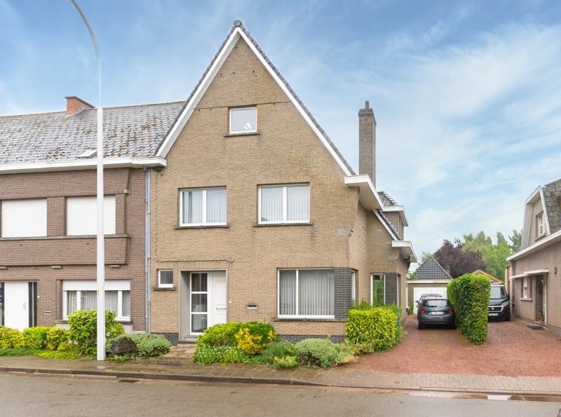 Huis te  koop in Zottegem 9620 339000.00€ 4 slaapkamers 164.00m² - Zoekertje 1356327
