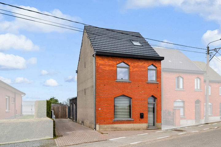 Huis te  koop in Oosterzele 9860 315000.00€ 3 slaapkamers 123.00m² - Zoekertje 278153