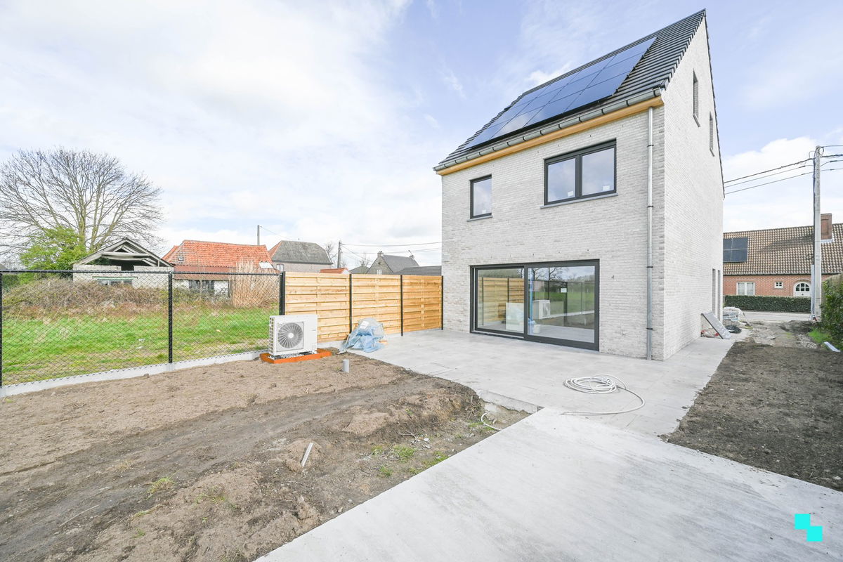 Huis te koop in Zulte 9870 486708.00€ 3 slaapkamers 195.00m² - Zoekertje 278183