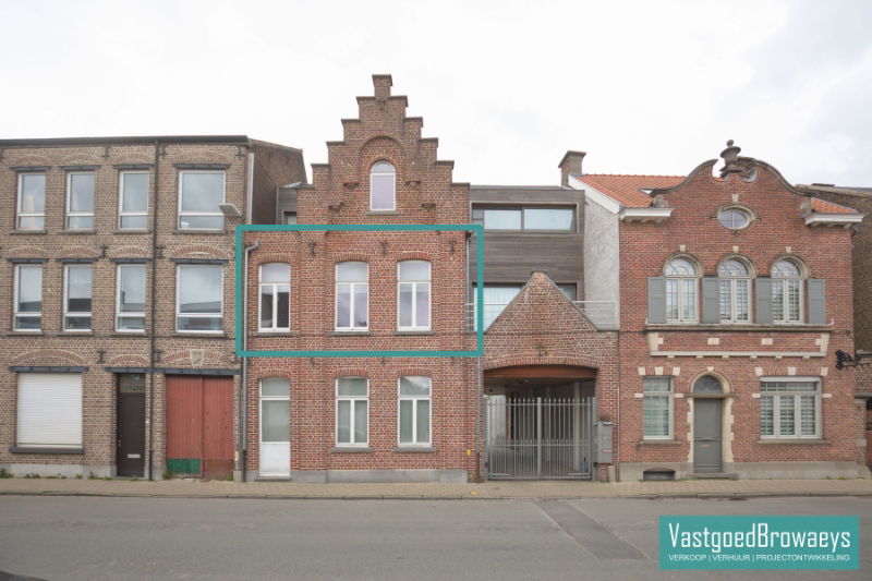 Appartement te  koop in Oudenaarde 9700 275000.00€ 2 slaapkamers 100.00m² - Zoekertje 278242