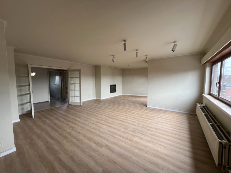 Appartement te  huur in Gent 9000 1200.00€ 3 slaapkamers 147.00m² - Zoekertje 1380943