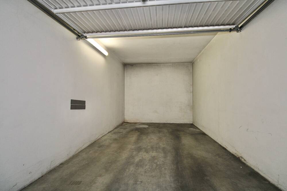 Parking & garage te  koop in Lokeren 9160 20000.00€  slaapkamers m² - Zoekertje 1382798