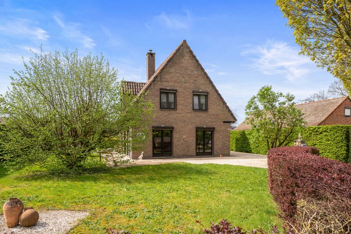 Huis te  koop in Evergem 9940 435000.00€ 4 slaapkamers 185.00m² - Zoekertje 1382737