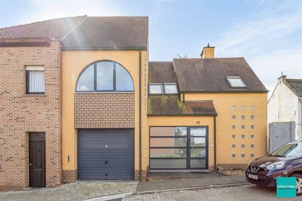 Huis te  koop in Denderleeuw 9470 330000.00€ 4 slaapkamers 186.00m² - Zoekertje 1385259