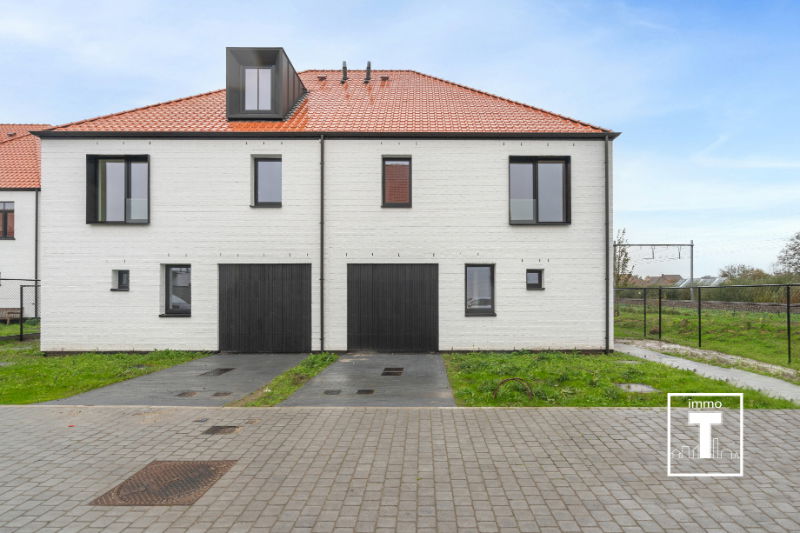 Huis te  koop in Astene 9800 399000.00€ 4 slaapkamers 155.00m² - Zoekertje 278332