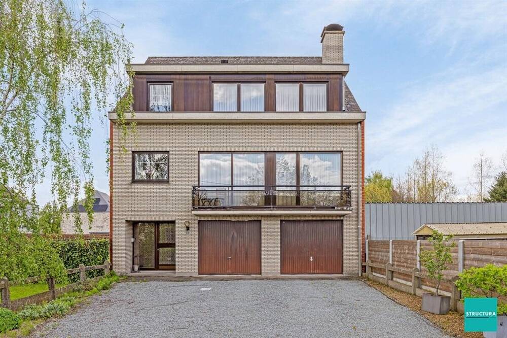 Huis te  koop in Lebbeke 9280 445000.00€ 4 slaapkamers 250.50m² - Zoekertje 1388892