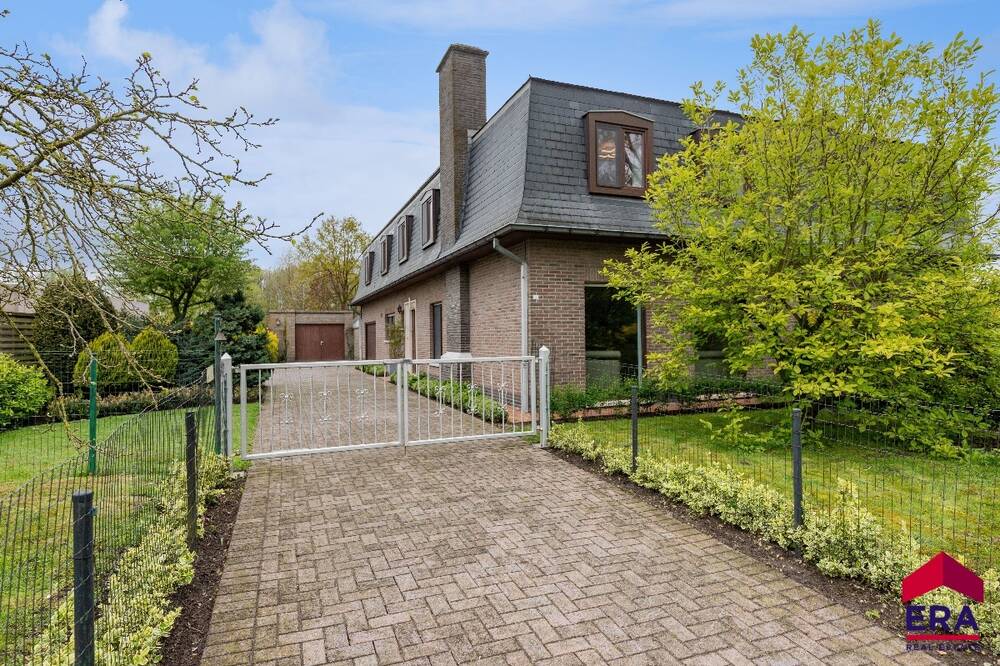 Huis te  koop in Waarschoot 9950 475000.00€ 4 slaapkamers 250.00m² - Zoekertje 1389552