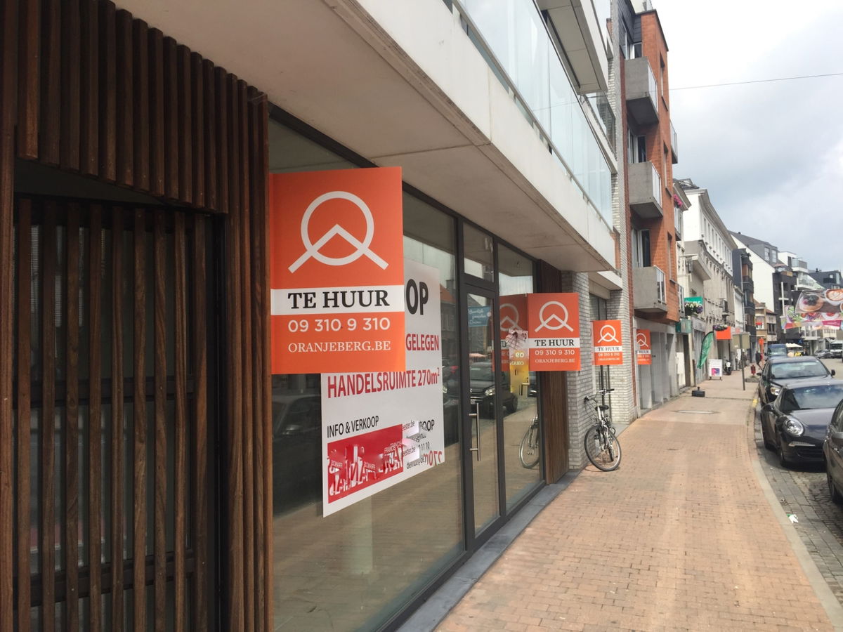 Kantoor te huur in Deinze 9800 5450.00€ slaapkamers 958.00m² - Zoekertje 278459