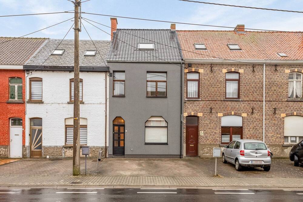Huis te  koop in Oudenaarde 9700 249000.00€ 4 slaapkamers m² - Zoekertje 1392079