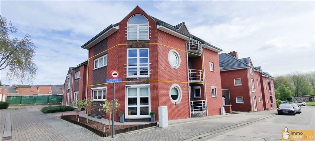 Appartement te  koop in Denderleeuw 9470 235000.00€ 2 slaapkamers 79.80m² - Zoekertje 1391550
