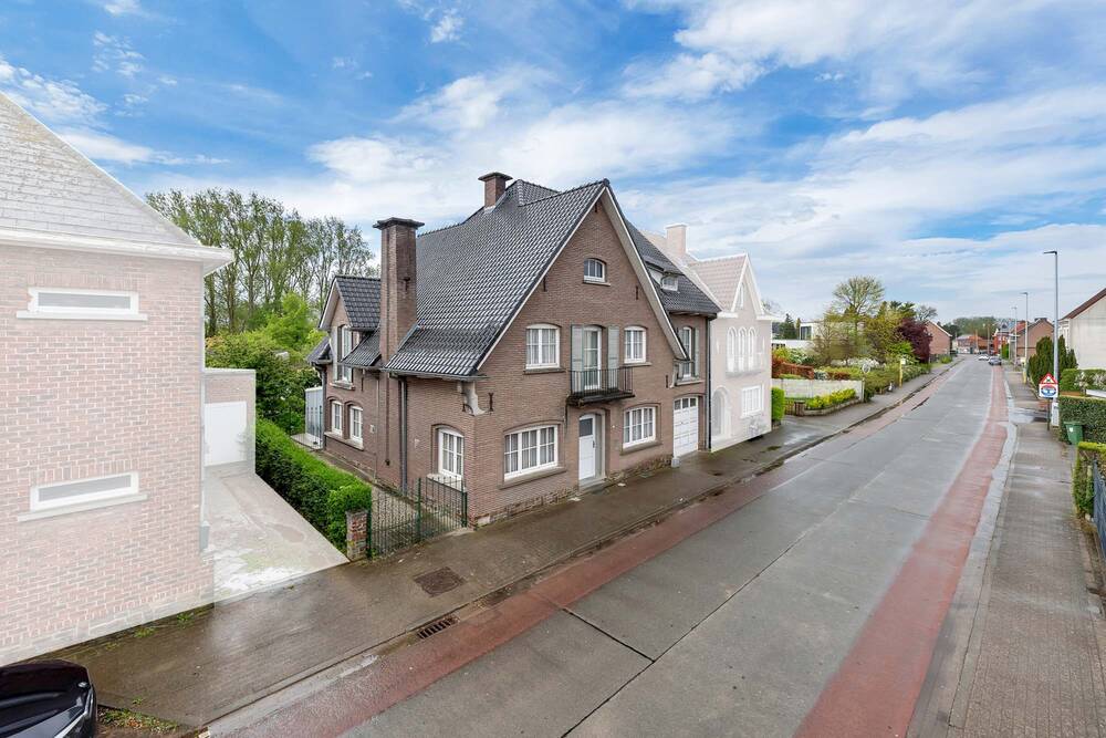Huis te  koop in Haaltert 9450 375000.00€ 6 slaapkamers 288.40m² - Zoekertje 1391910
