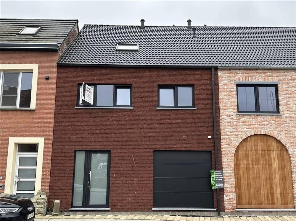 Huis te  koop in Evergem 9940 245000.00€ 4 slaapkamers 224.00m² - Zoekertje 1392500