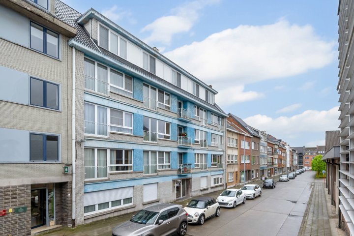 Appartement te  koop in Zottegem 9620 168000.00€ 2 slaapkamers 93.00m² - Zoekertje 1400824