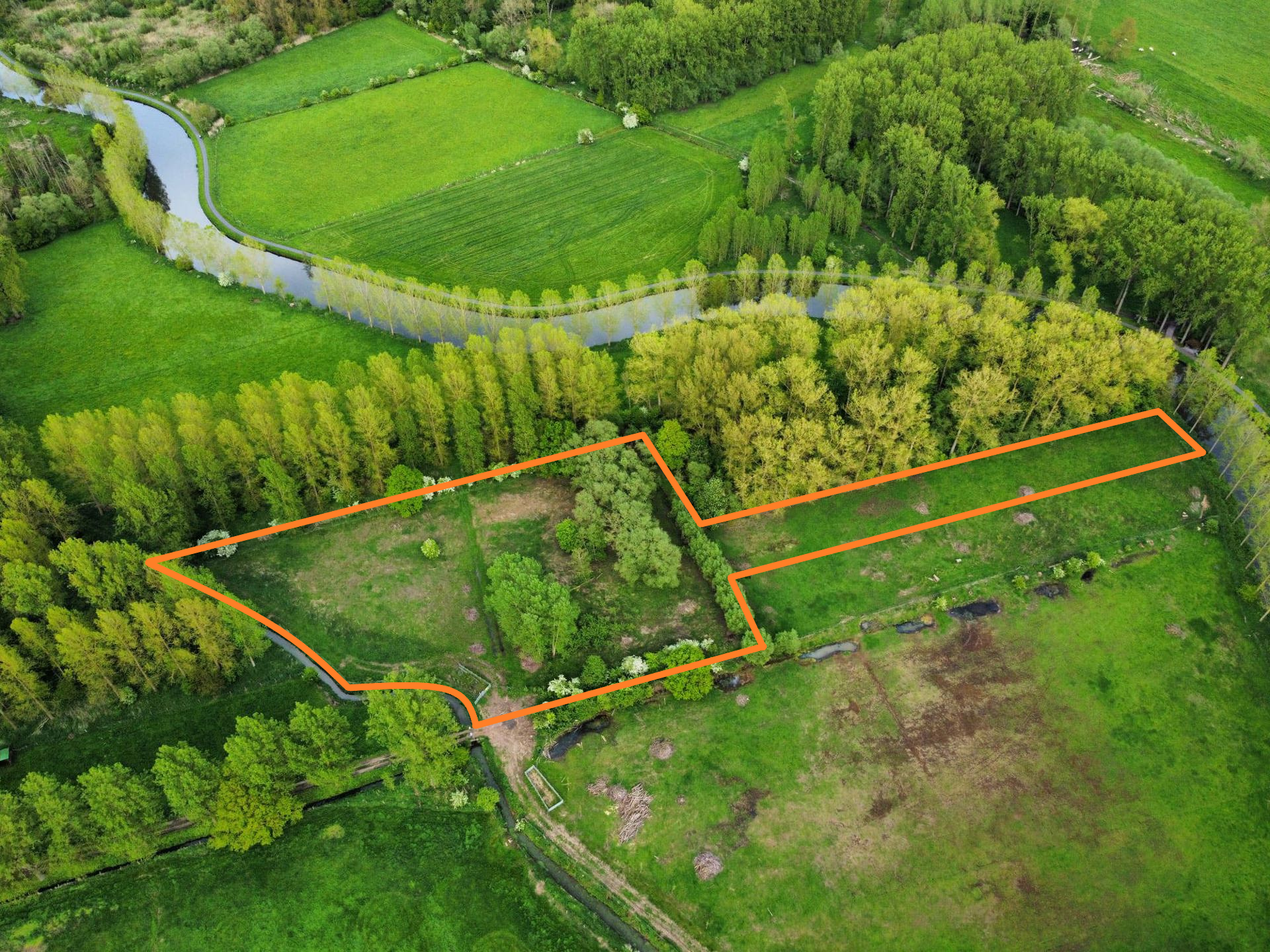 Grond te koop in Ninove 9400 60000.00€ slaapkamers m² - Zoekertje 60270