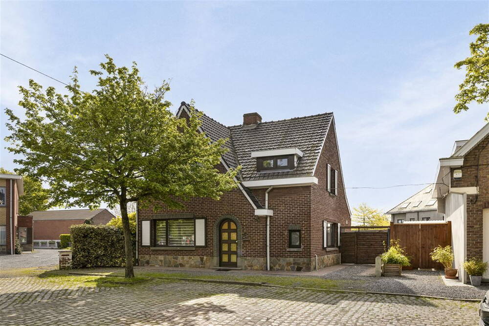Huis te koop in Oostakker 9041 369000.00€ 2 slaapkamers 127.00m² - Zoekertje 278779