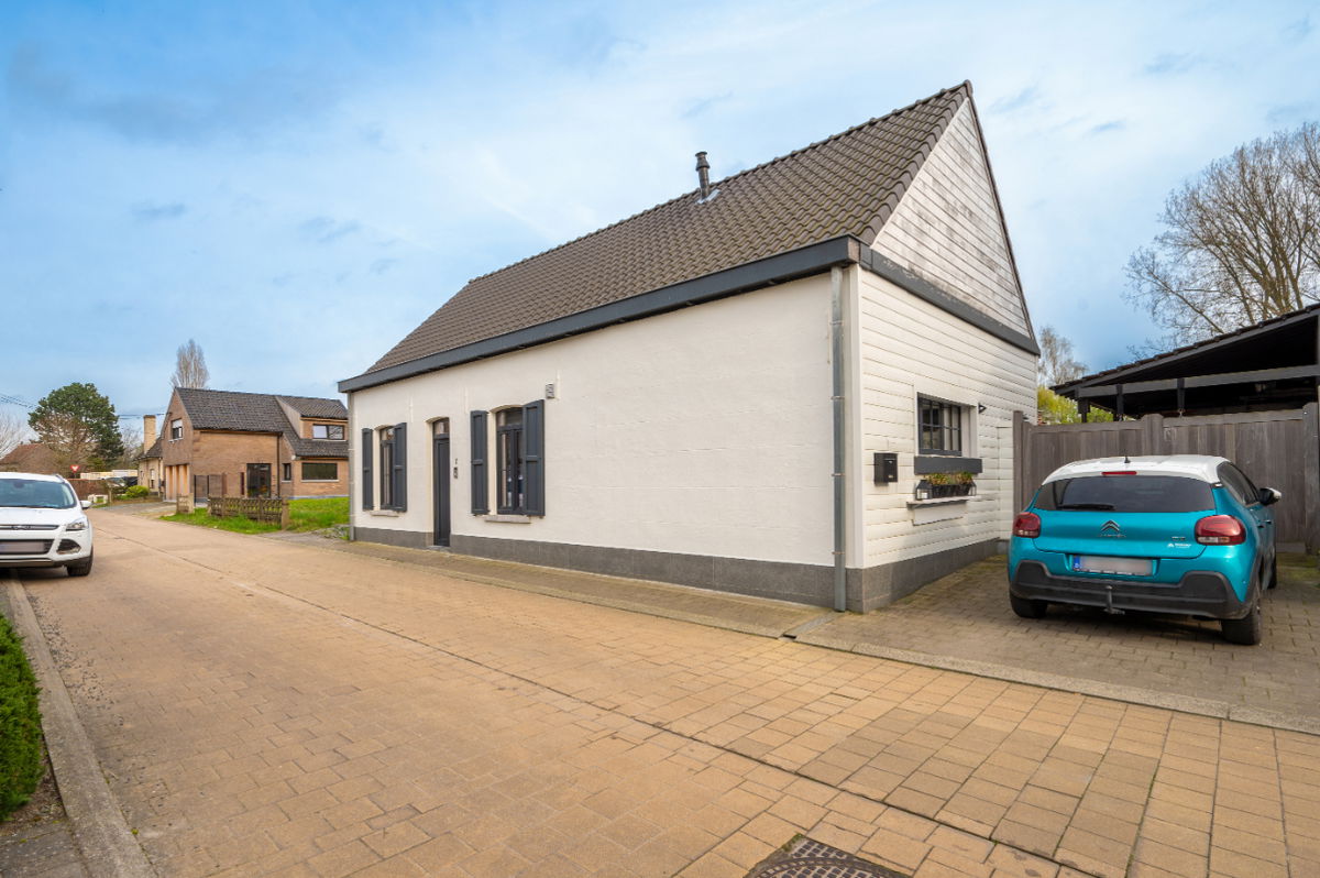 Huis te  koop in Moorsel 9310 369000.00€ 2 slaapkamers 125.00m² - Zoekertje 278976