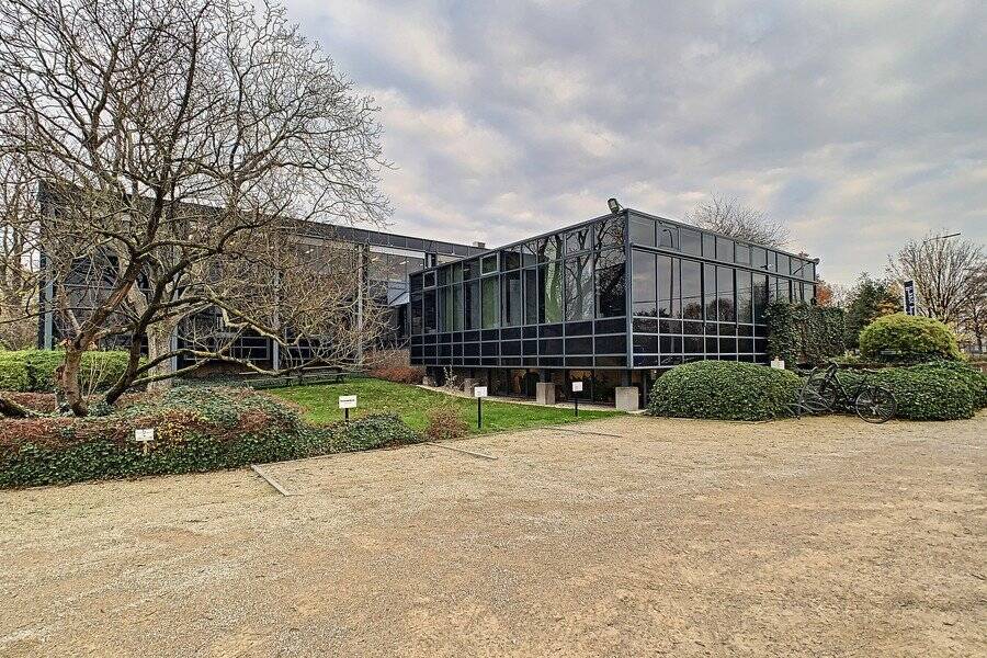 Kantoor te huur in Drongen 9031 1245.00€ slaapkamers 191.00m² - Zoekertje 92448
