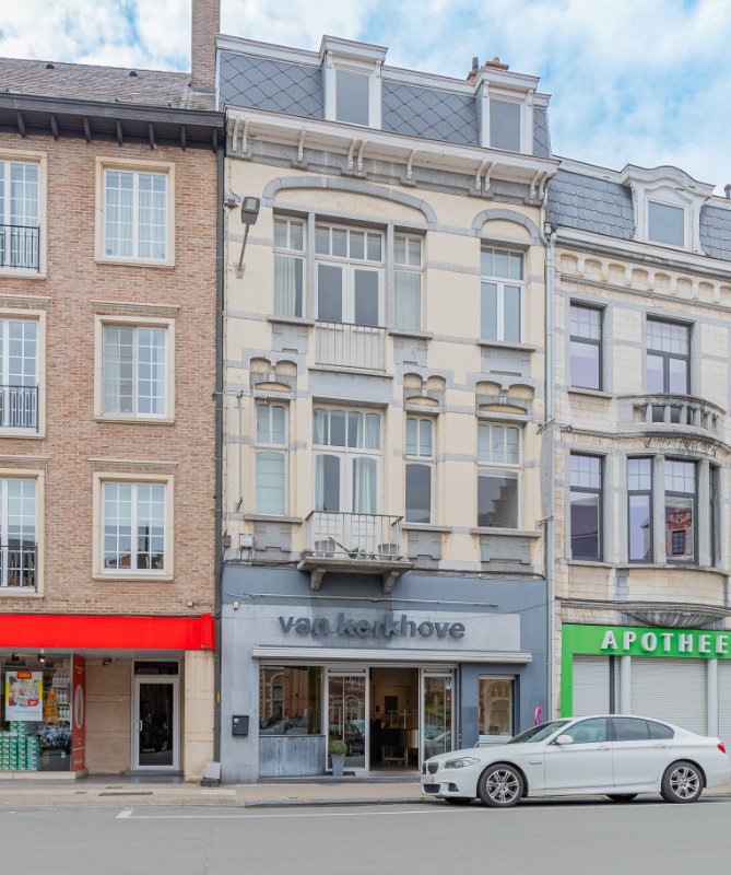 Kantoor te  koop in Dendermonde 9200 650000.00€ 3 slaapkamers m² - Zoekertje 92530