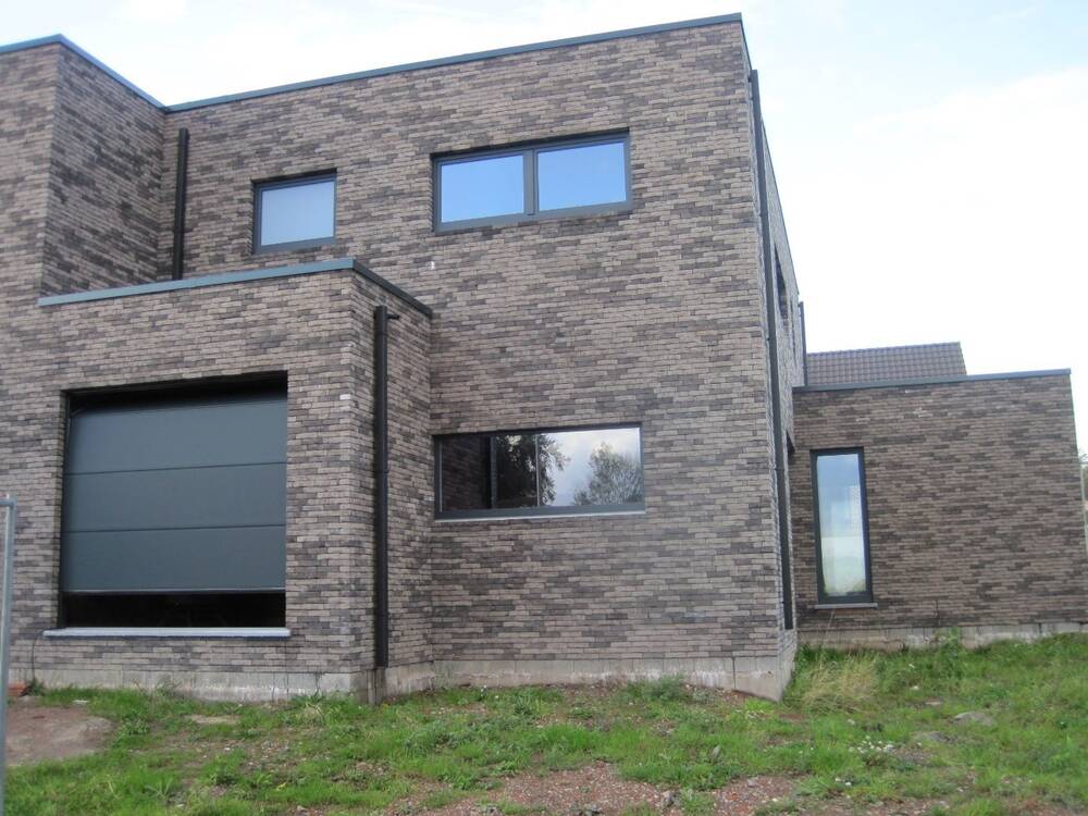 Huis te koop in Huise 9750 335000.00€ 3 slaapkamers 170.00m² - Zoekertje 279277