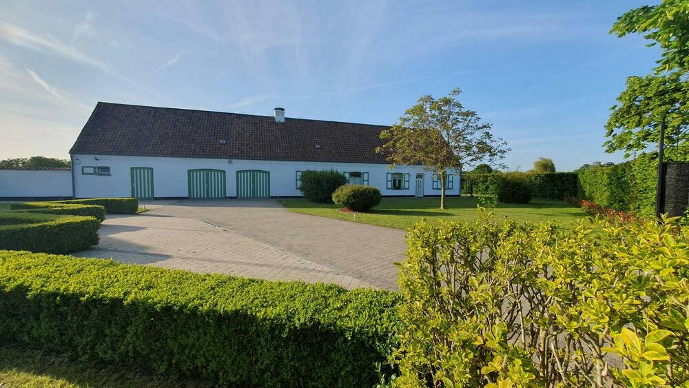 Appartement te huur in Zwijnaarde 9052 6500.00€ 4 slaapkamers 250.00m² - Zoekertje 87889