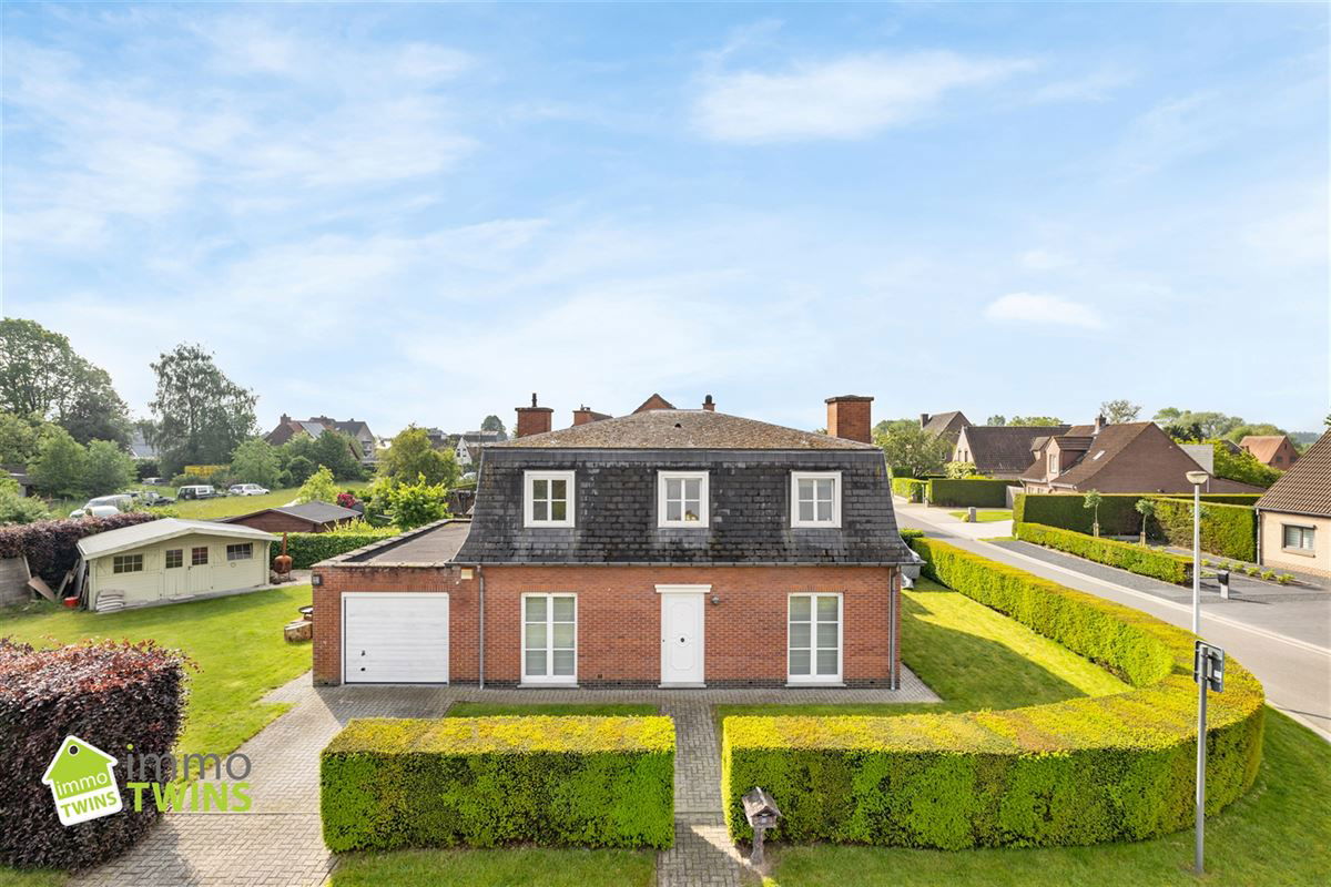 Villa te  koop in Lebbeke 9280 425000.00€ 4 slaapkamers 196.00m² - Zoekertje 279859