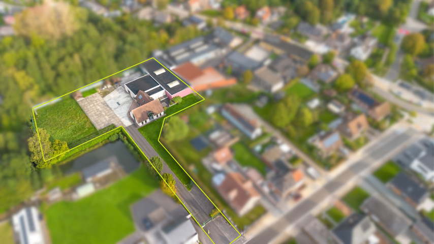 Industrie te koop in Merelbeke 9820 699000.00€ slaapkamers 800.00m² - Zoekertje 279769