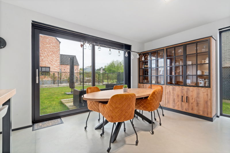 Huis te  koop in Temse 9140 449000.00€ 3 slaapkamers m² - Zoekertje 280023