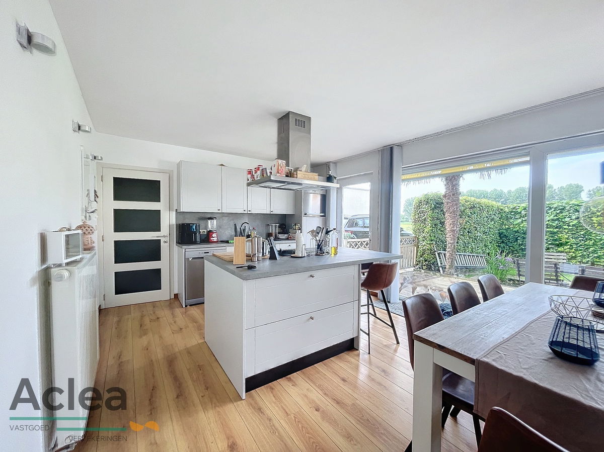 Huis te  huur in Waterland-Oudeman 9988 900.00€ 2 slaapkamers 143.00m² - Zoekertje 280101